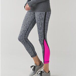 Lululemon Pace Tight Flashback Static White Black / Raspberry Glo Light Sz 6